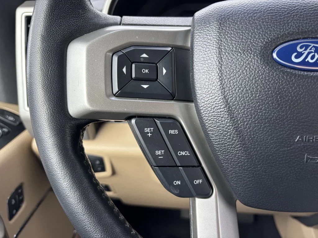 Used 2021 Blue Ford Lariat image 24