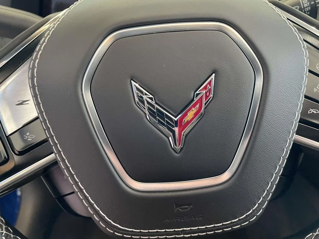 New 2027 Admiral Blue Metallic Chevrolet 2LT image 25