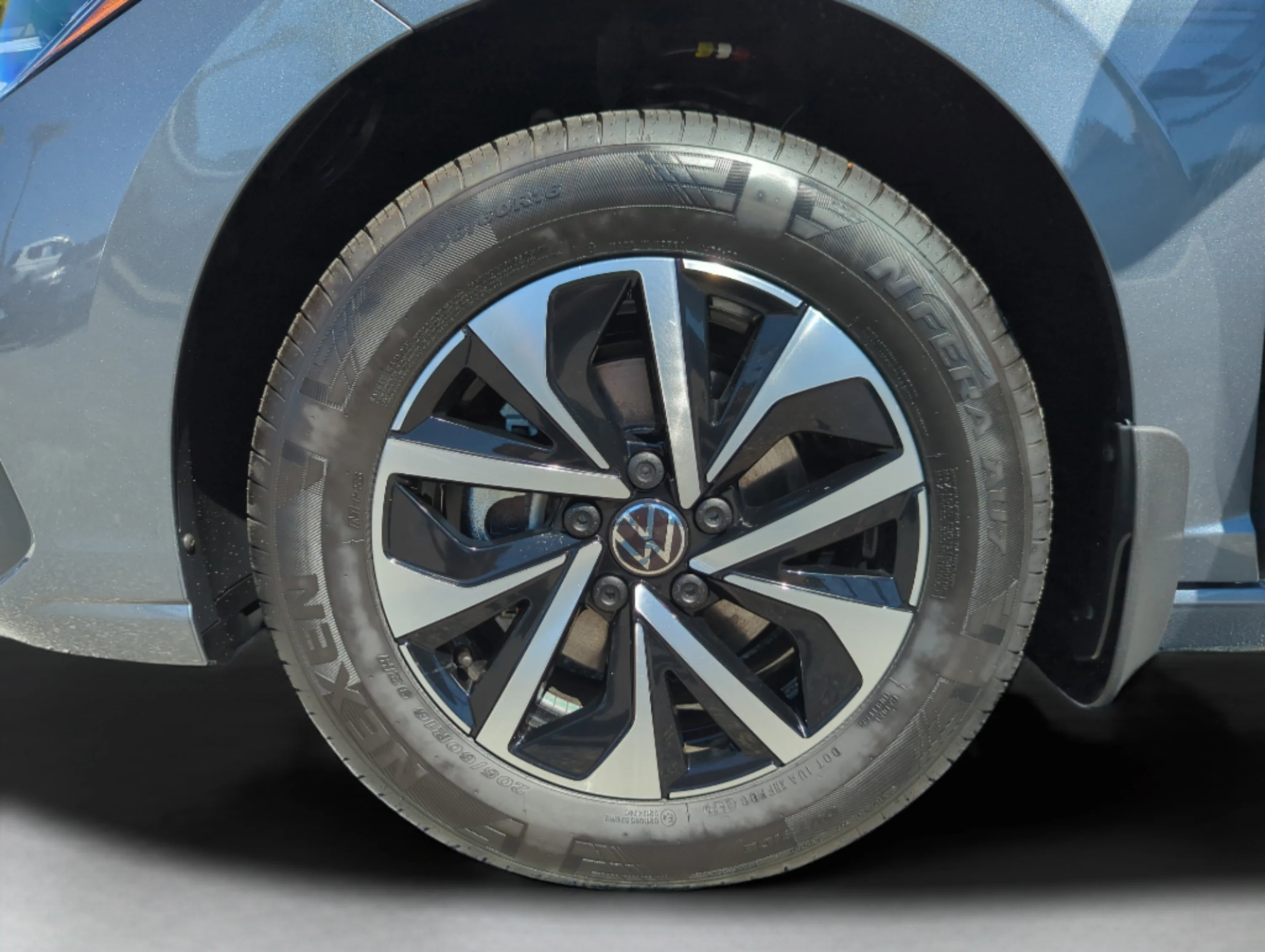 Used 2026 PLATINUM GRAY Volkswagen S image 10