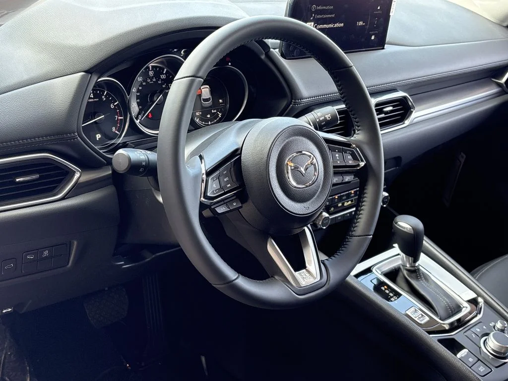 2025 Mazda CX-5 S Preferred package - Photo 15