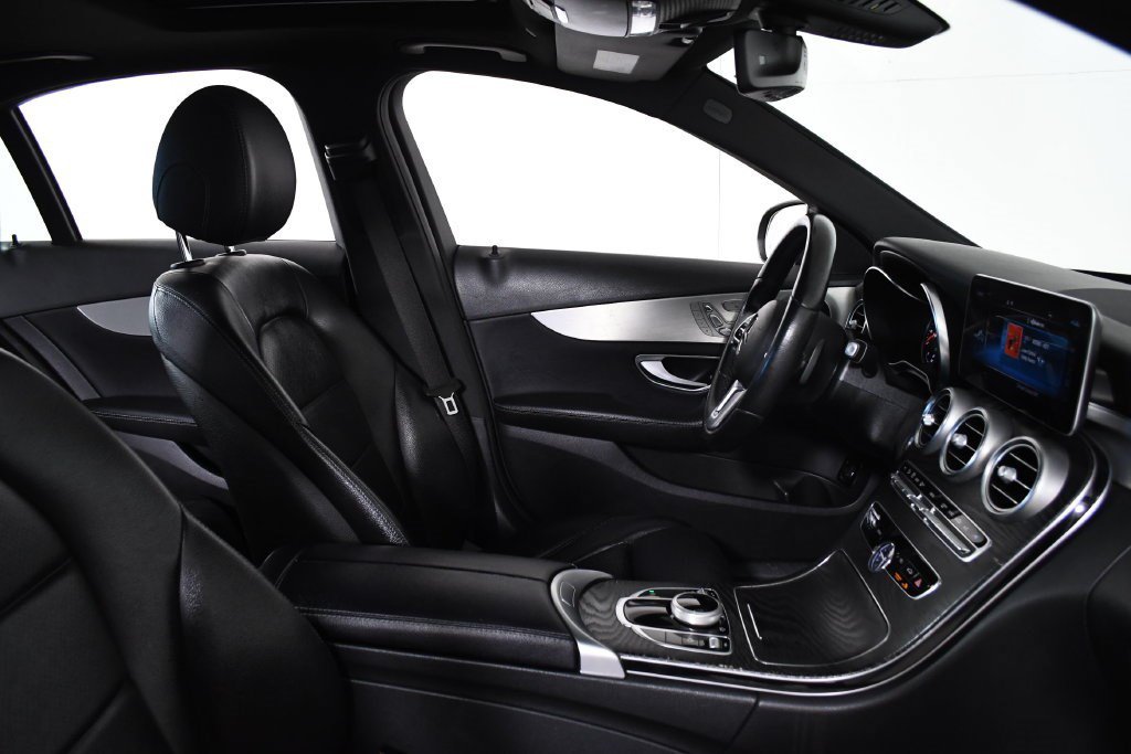 Used 2020 Black Mercedes-Benz C 300 image 22