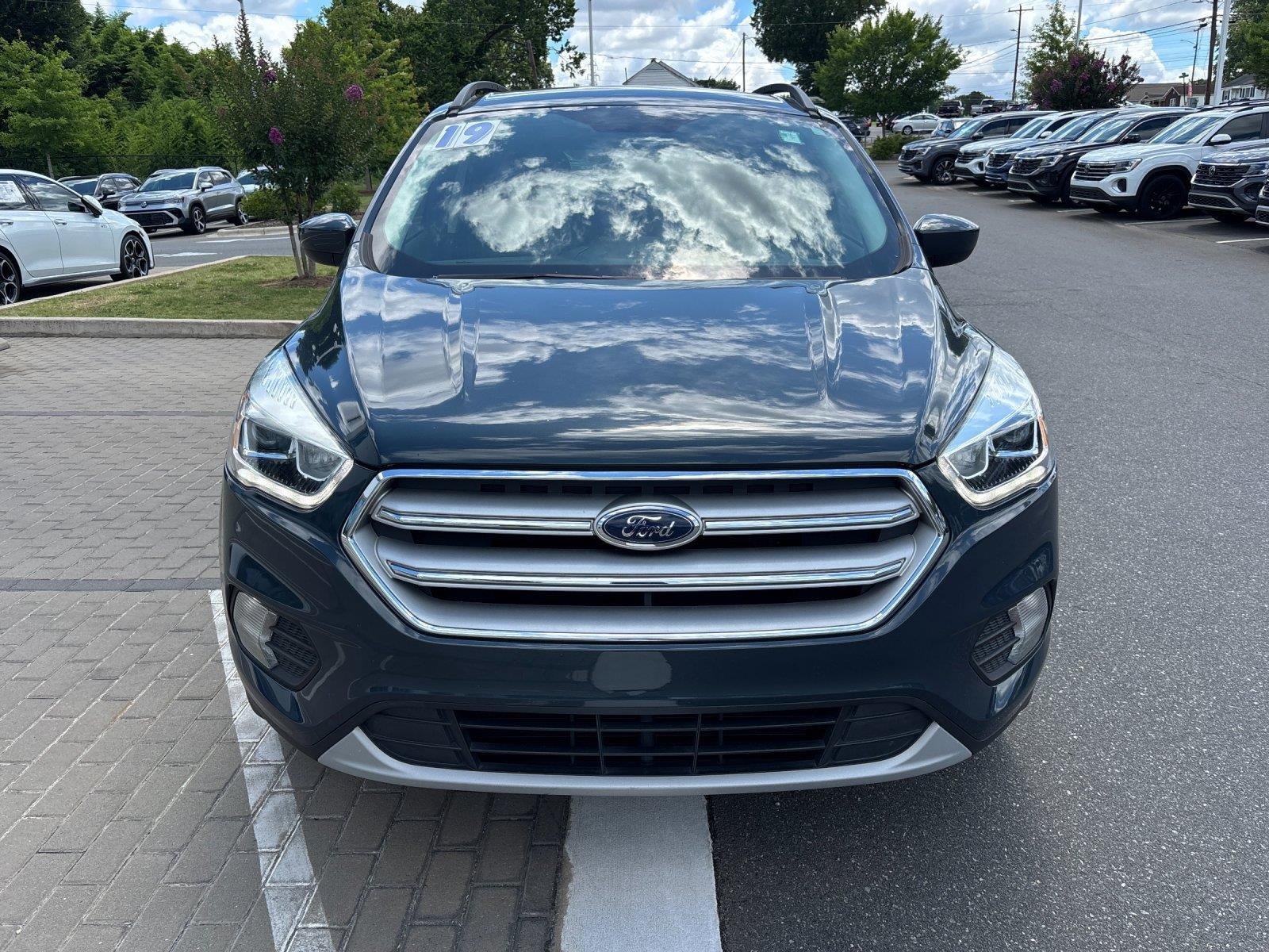 Used 2019  Ford SEL image 8