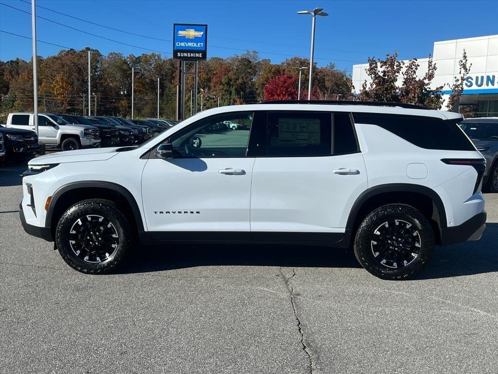 New 2026 Polar White Tricoat Chevrolet Z71 image 2