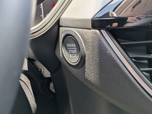 Used 2024 White Ford Active image 30