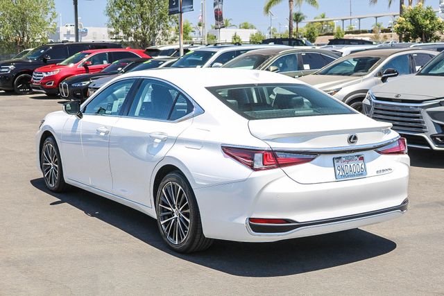 Certified Used 2024 EMINENT WHITE PEARL Lexus 300h image 7