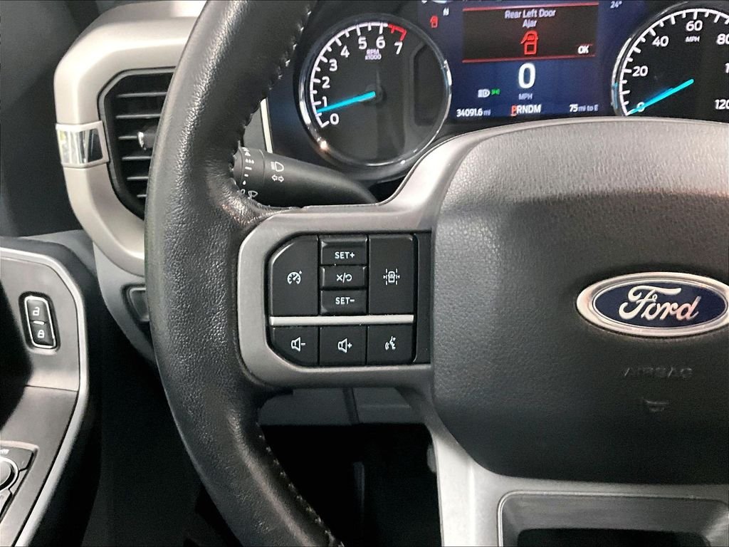 Used 2022 Black Metallic Ford XLT image 23