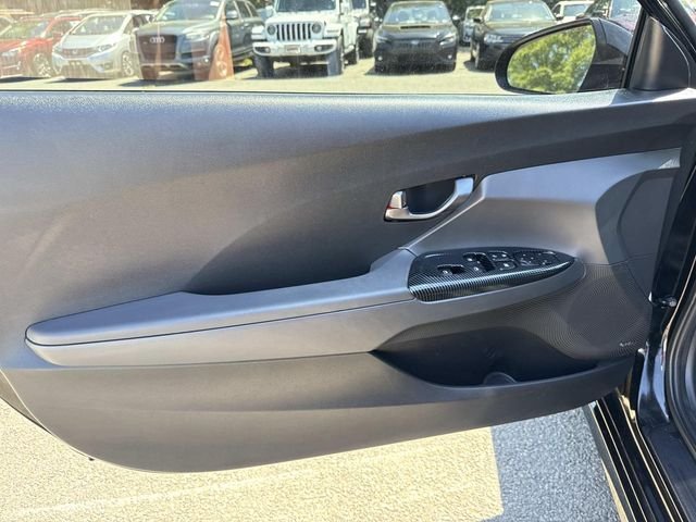 Used 2020 Black Hyundai Turbo image 26