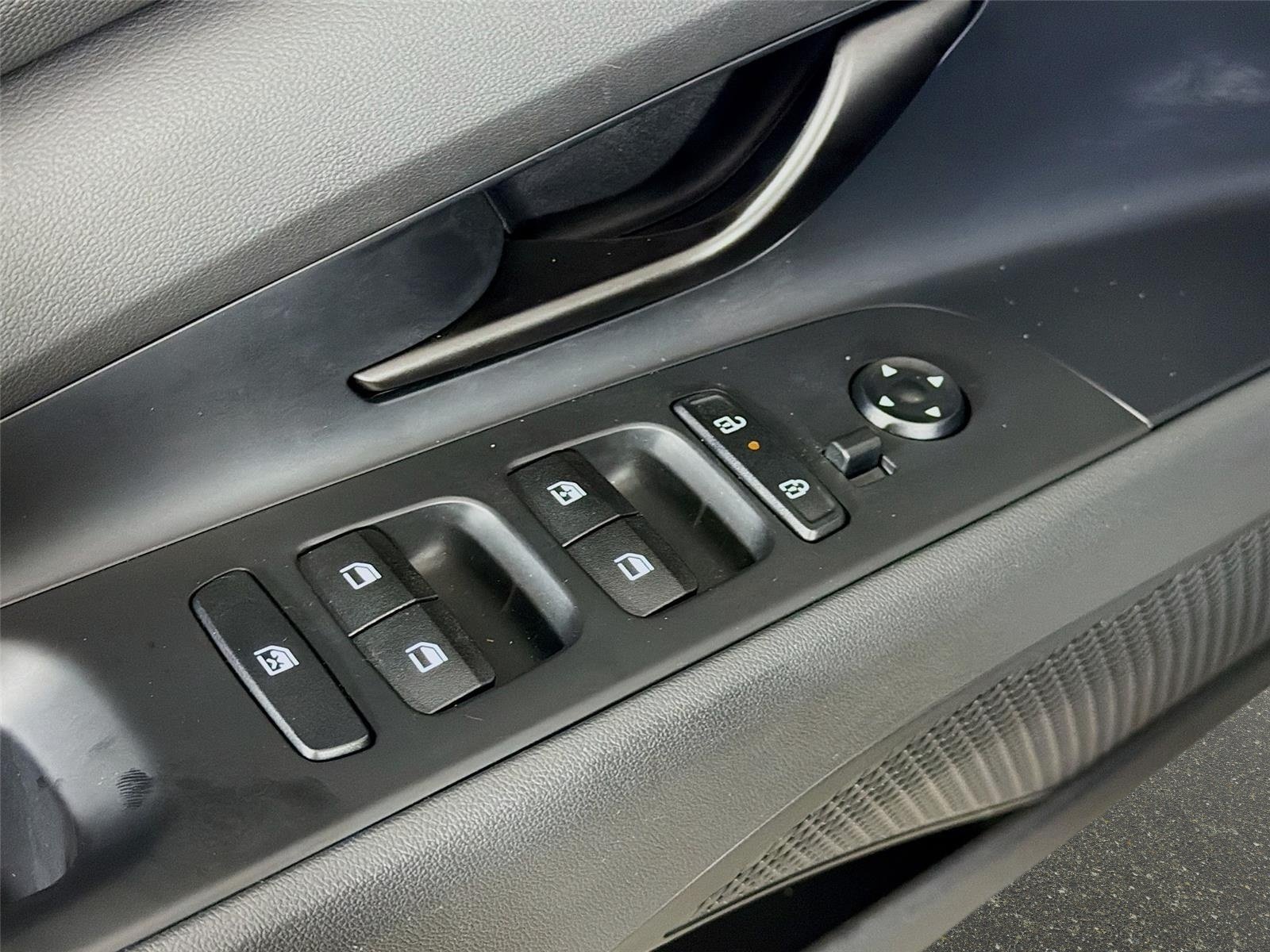 Used 2026 Amazon Gray Hyundai SEL Sport image 18