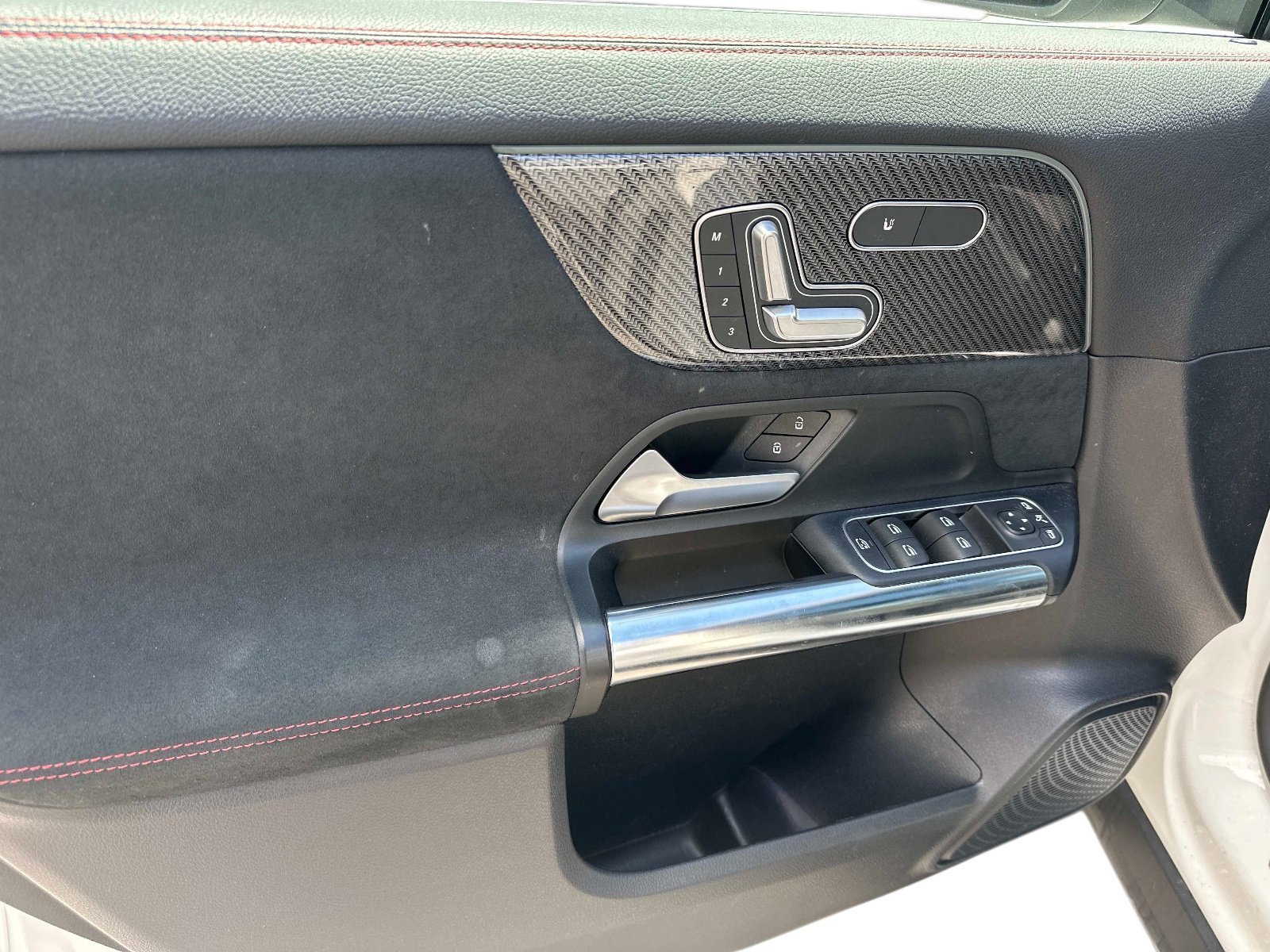 Certified Used 2022 Polar White Mercedes-Benz GLA 250 image 15