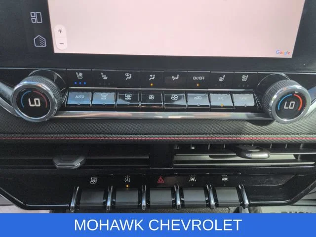 Used 2023 Black Chevrolet Z71 image 18