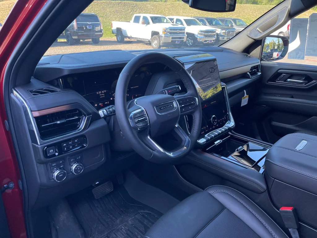 2025 GMC Yukon XL Denali - Photo 16