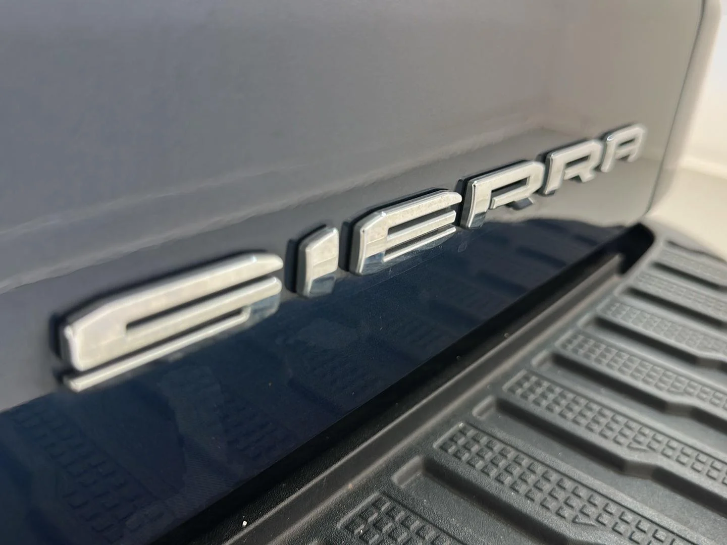 Used 2021 Pacific Blue Metallic GMC Denali image 32