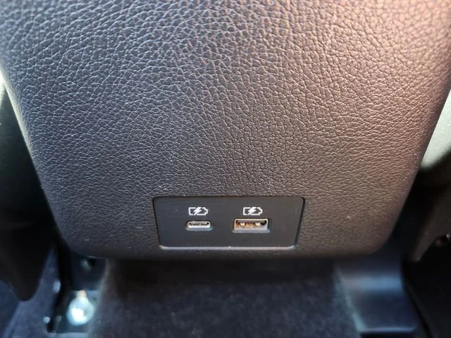 Used 2024 Gray Mitsubishi 2.0 SE image 13