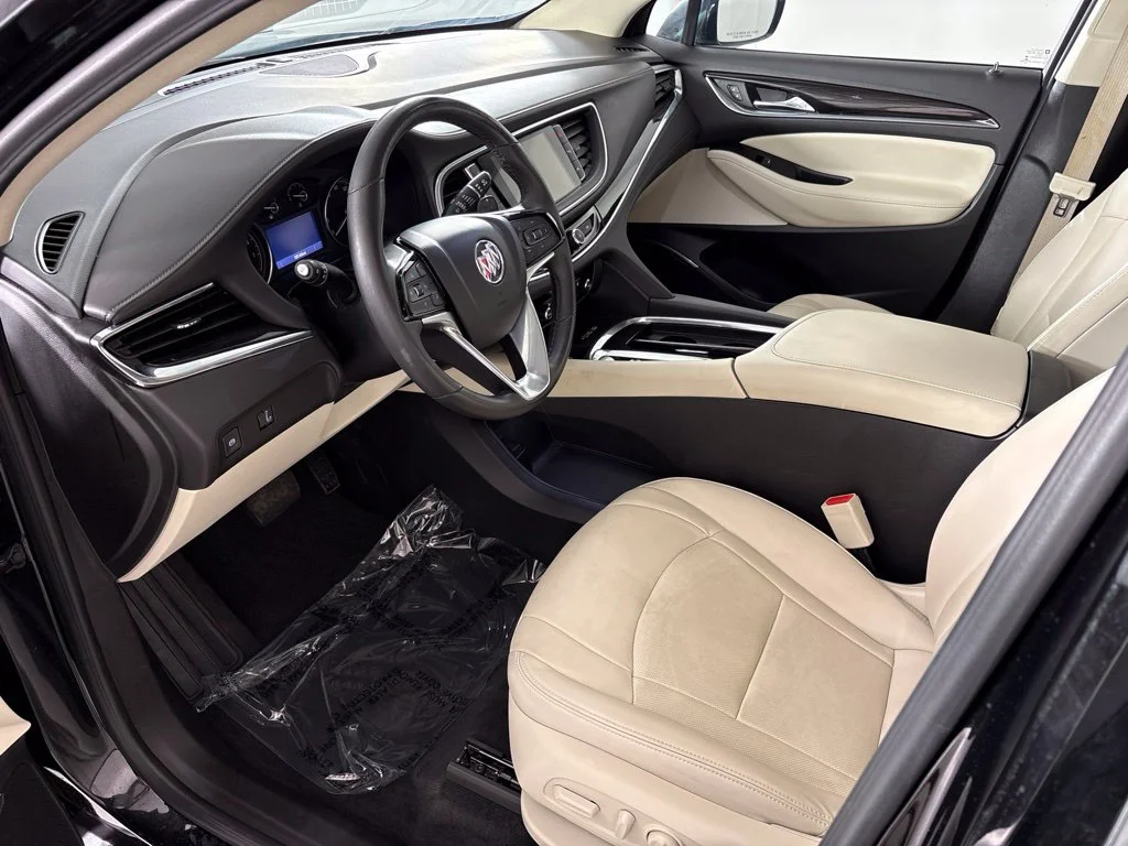 Used 2023 Black Buick Essence image 31