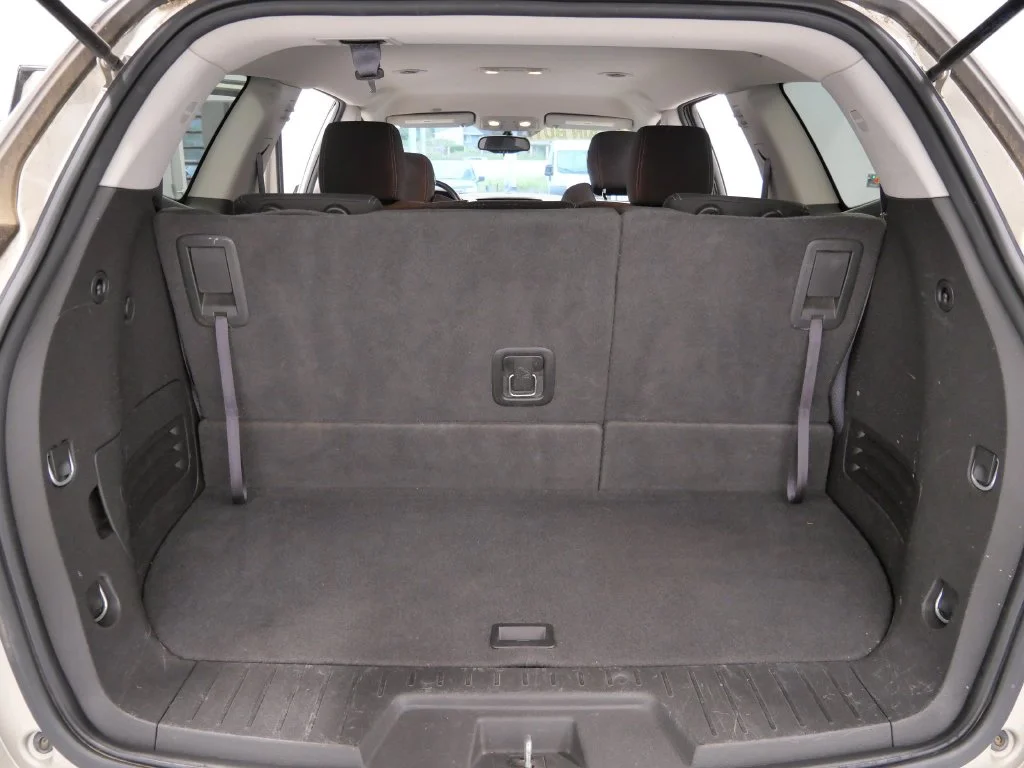Used 2014 Gold Chevrolet LT image 12