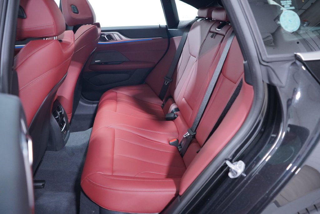 New 2026 Black Sapphire Metallic BMW eDrive40 image 10