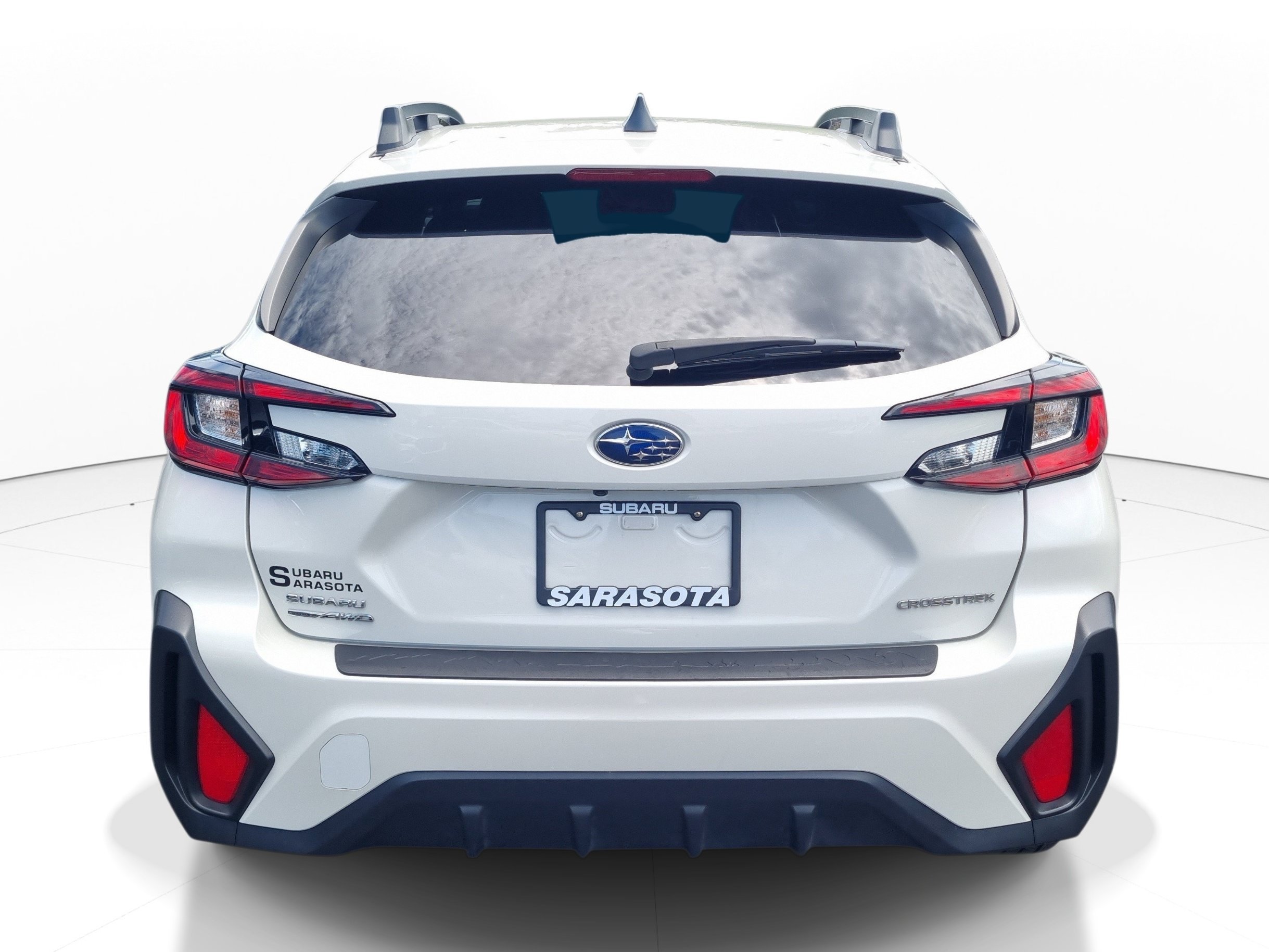 Used 2024 Crystal White Pearl Subaru Premium image 4