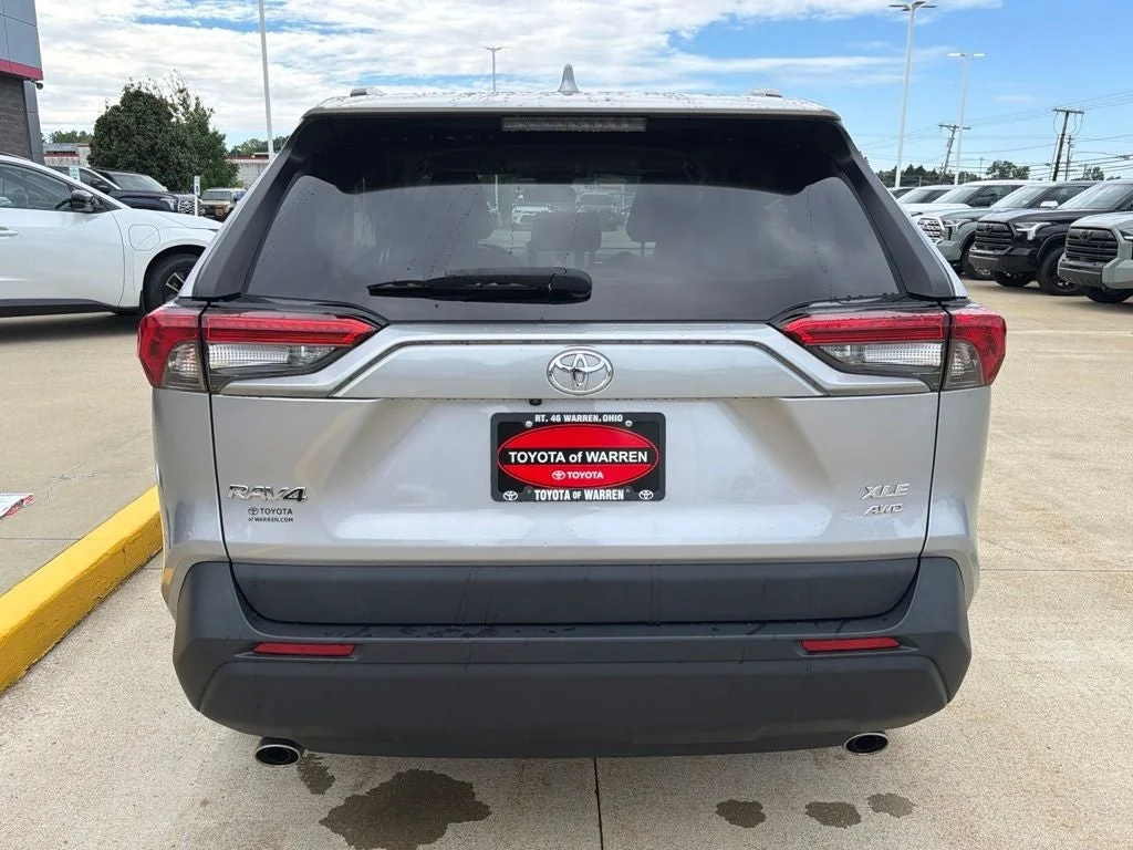 Used 2024 Silver Sky Metallic Toyota XLE image 6