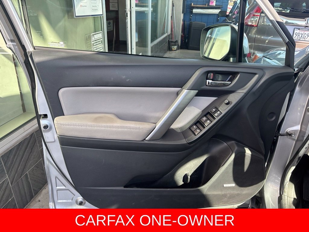 Used 2015 Silver Subaru 2.5i Limited image 10