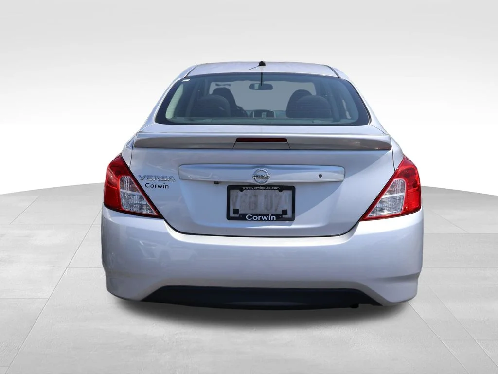 Used 2019 Silver Nissan 1.6 S Plus image 19