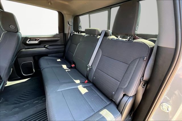 Used 2024 Gray Chevrolet LT image 28