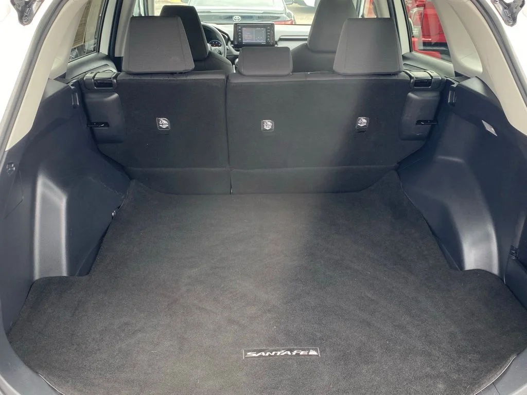 Used 2021 White Toyota XLE image 11