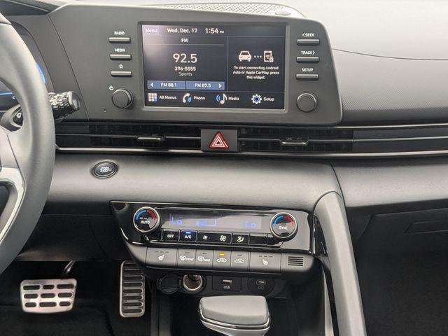 New 2026 Silver Hyundai SEL Sport image 17