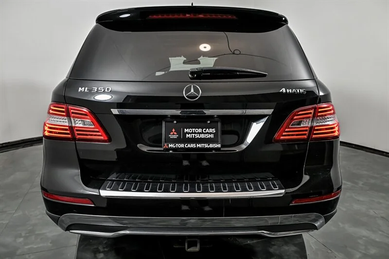 Used 2014 Black Mercedes-Benz ML 350 4MATIC® image 8