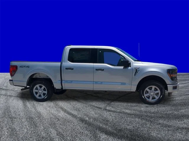 New 2026 Iconic Silver Metallic Ford XLT image 3