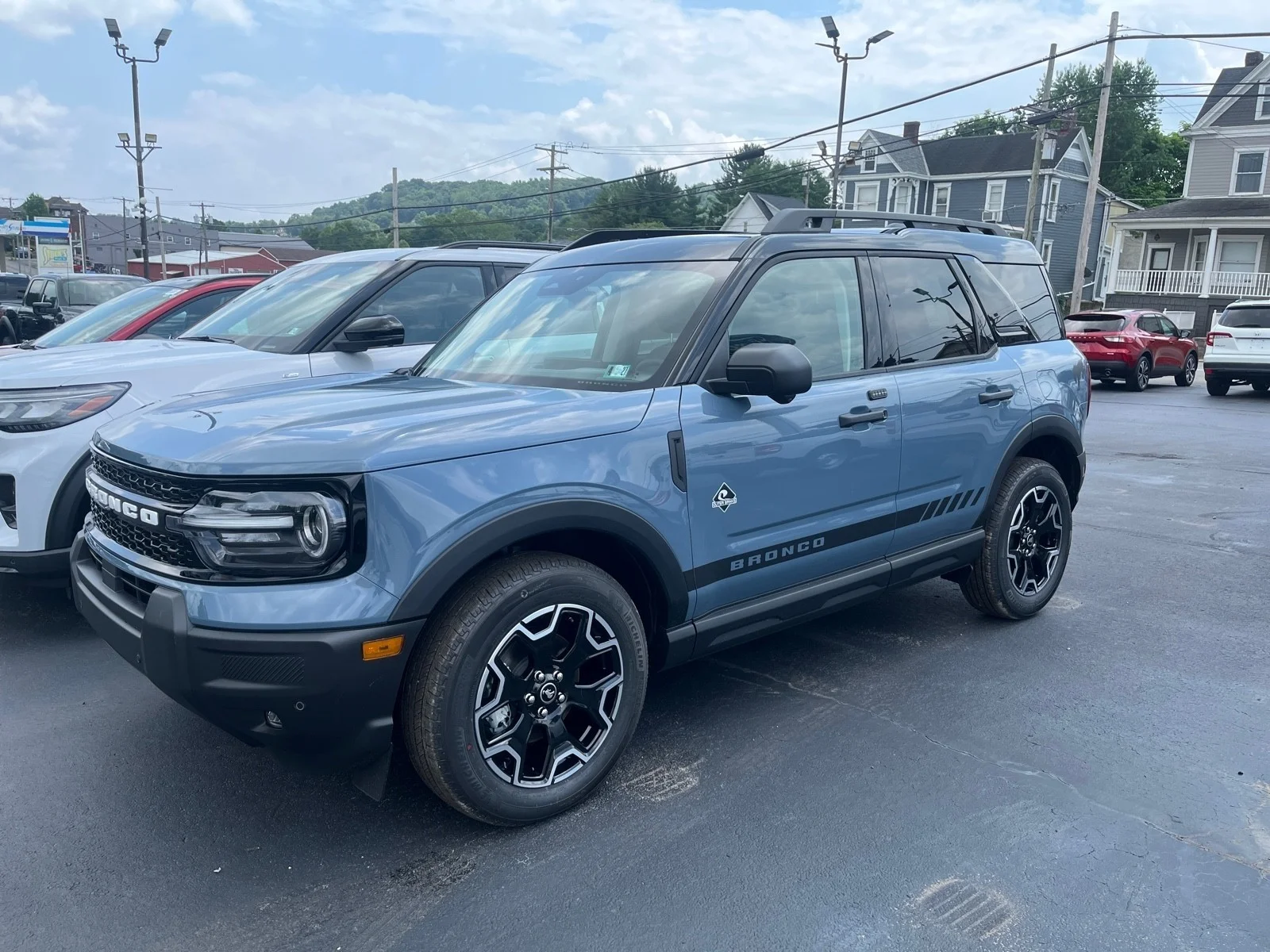 New 2026 Azure Gray Metallic Tri-Coat Ford Outer Banks® image 25