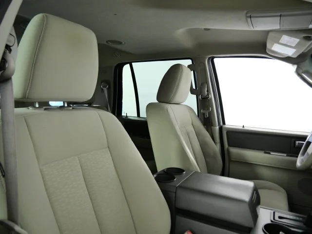 Used 2014 White Ford XL image 10