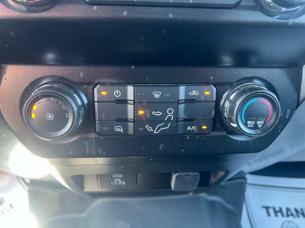 Used 2022 White Ford XLT image 19