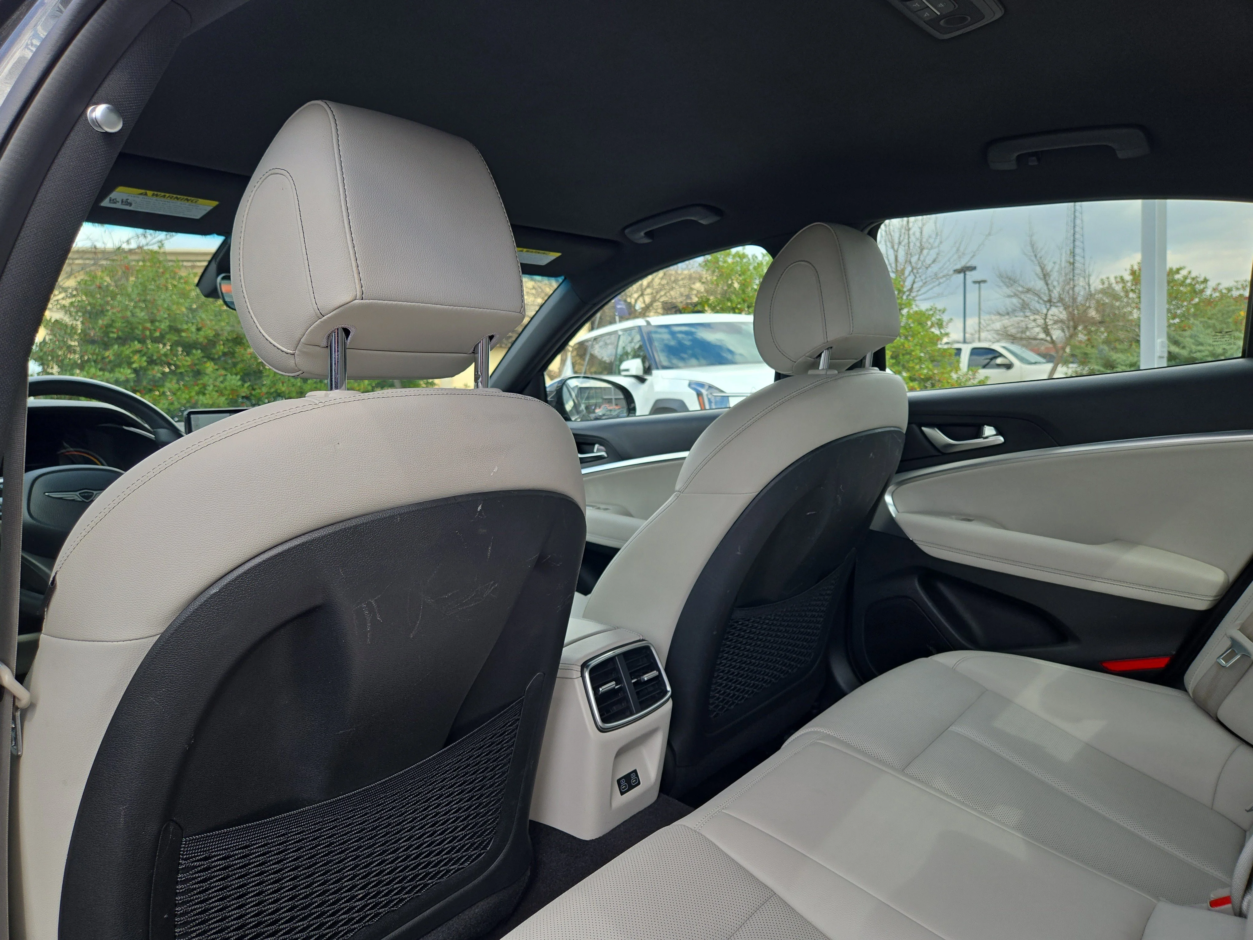 2025 GENESIS G70 Standard - Photo 13