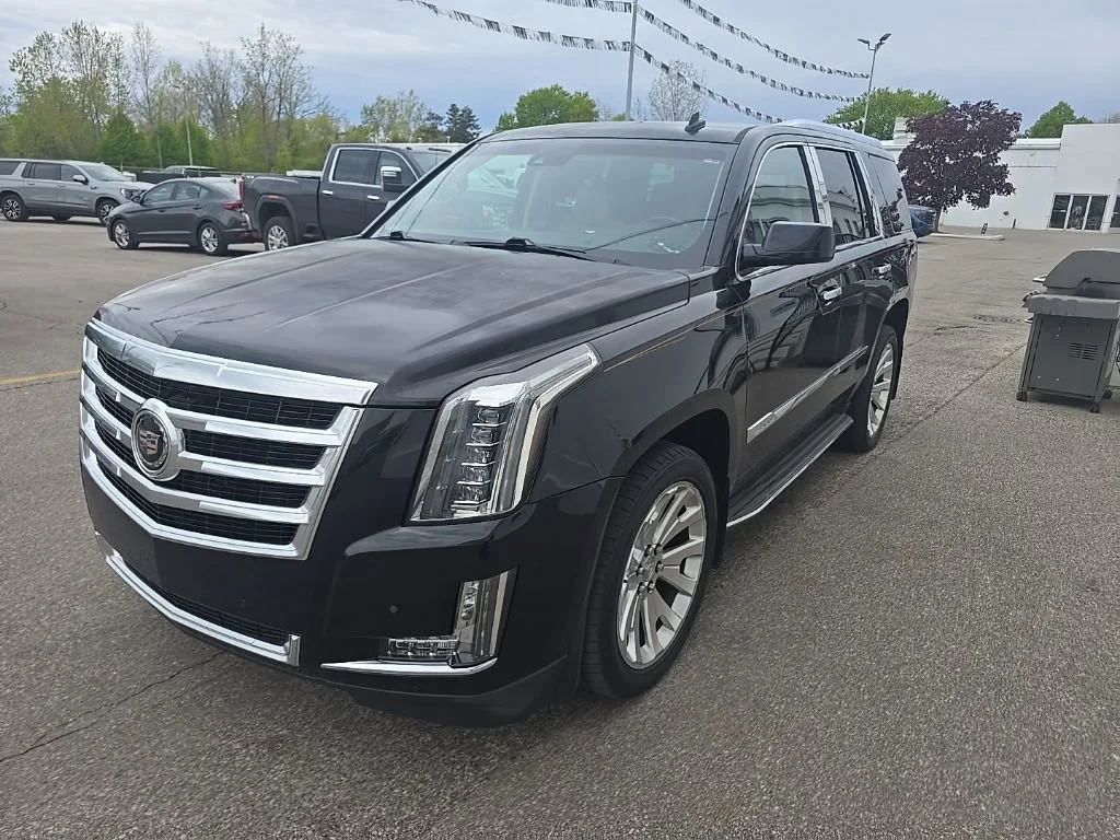 2015 Cadillac Escalade AWD Premium's photo