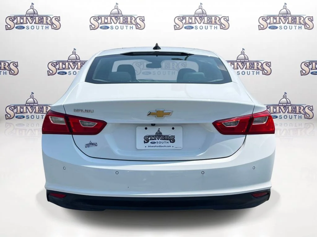 Used 2020 White Chevrolet LS image 4