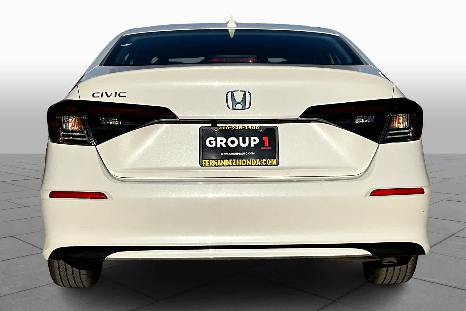 New 2026 Platinum White Pearl Honda 2WD LX image 4