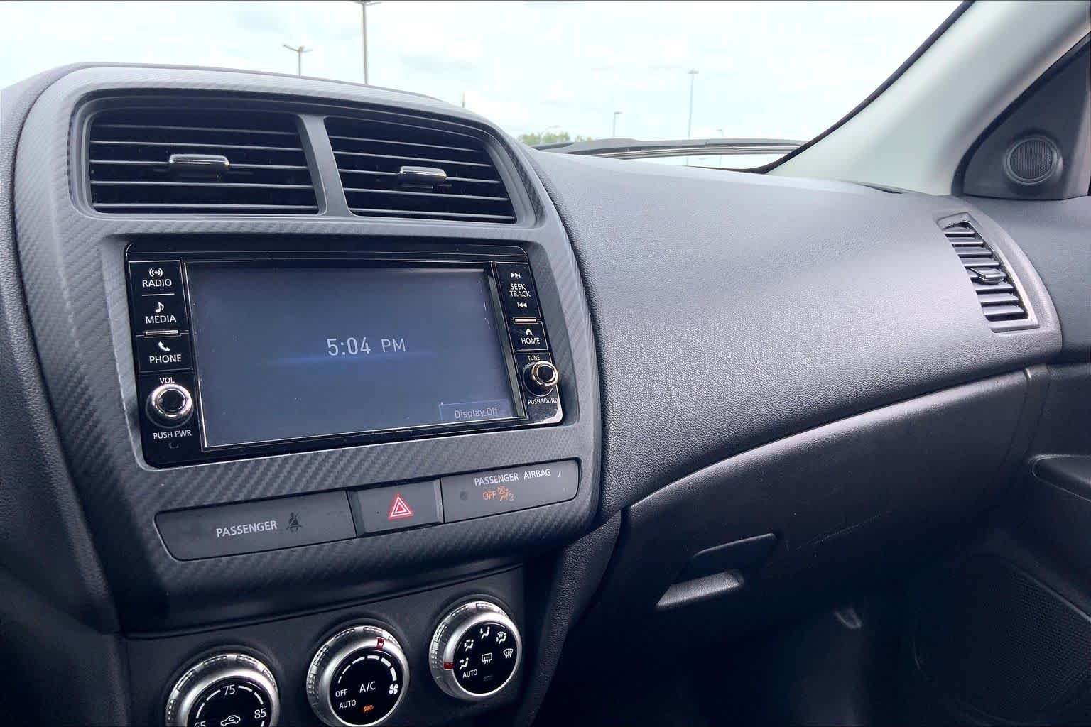 Used 2024 Alloy Silver Metallic Mitsubishi ES image 35