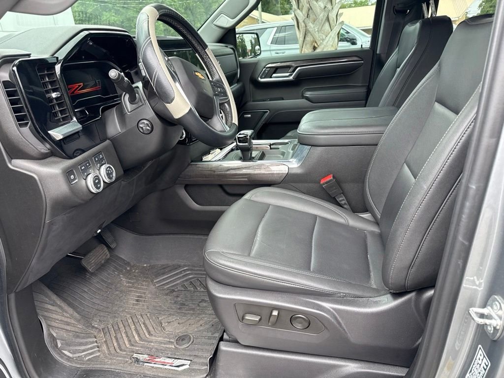 Used 2024 Gray Chevrolet LTZ image 16