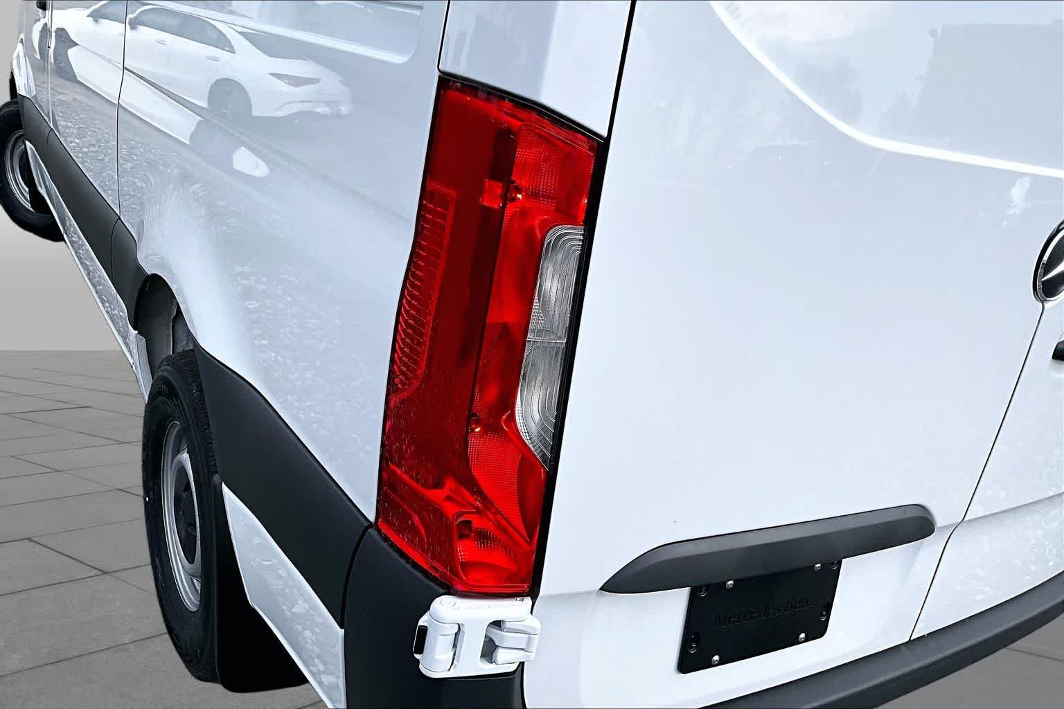 New 2026 Arctic White Mercedes-Benz Worker image 6