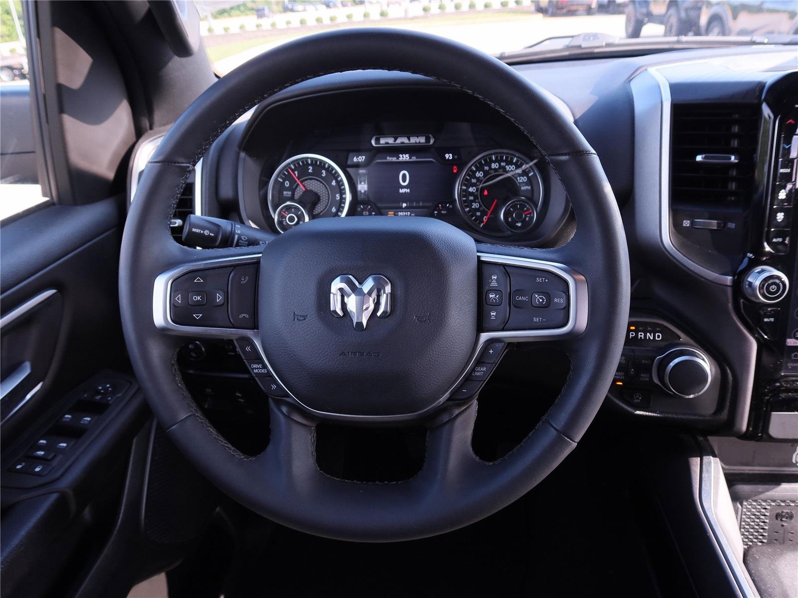 Certified Used 2025 Diamond Black Crystal Pearlcoat Ram Big Horn image 11