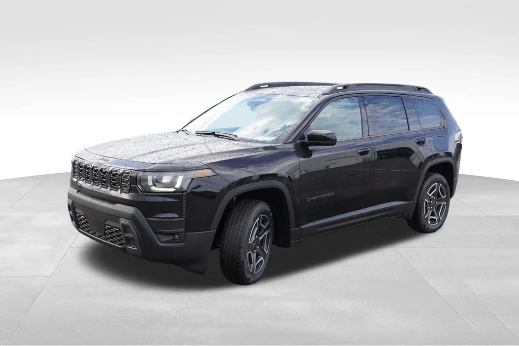 New 2026 Diamond Black Crystal Pearlcoat Jeep Limited image 7