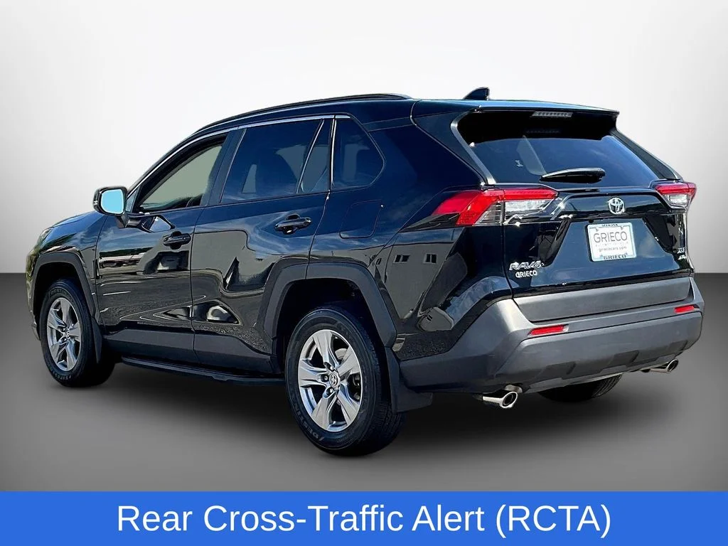 Used 2023 Black Toyota XLE image 5
