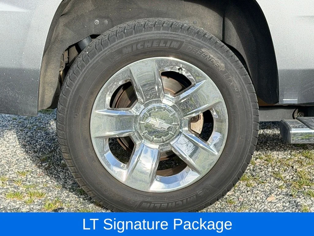 Used 2018 Gray Chevrolet LT image 13
