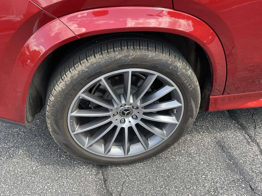 Used 2022 Cardinal Red Metallic Mercedes-Benz GLE 350 image 10