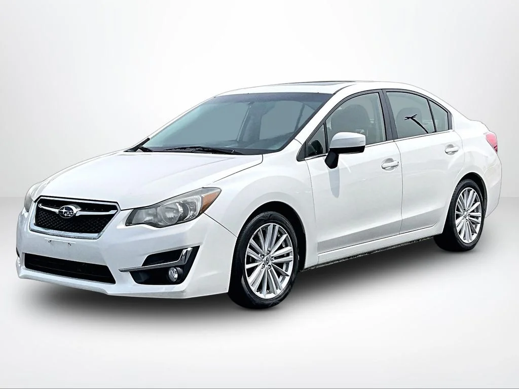 Used 2015 White Subaru 2.0i Premium image 31