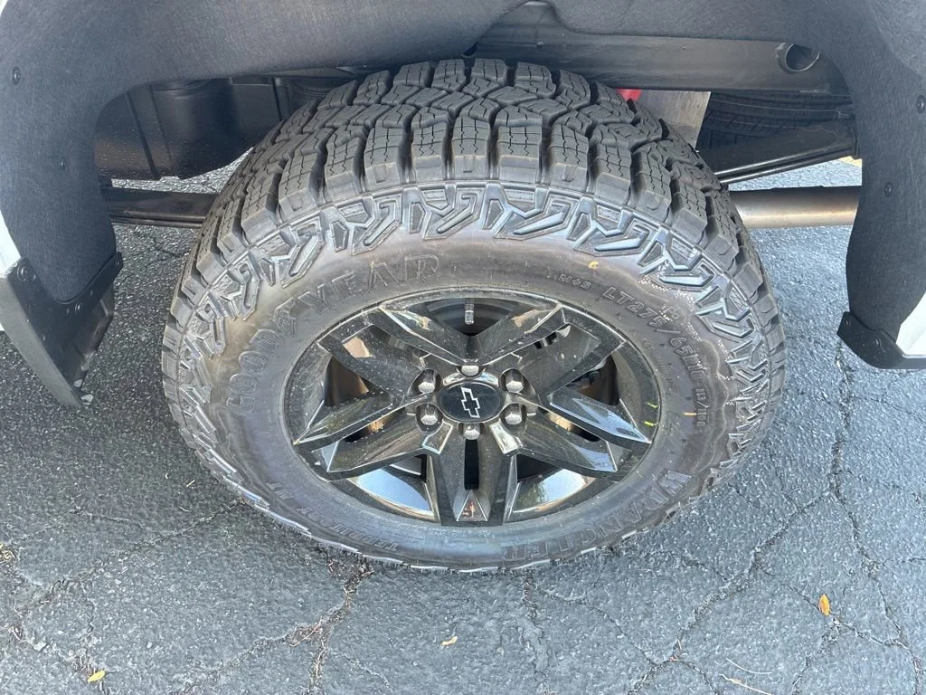 New 2026 Summit White Chevrolet Custom Trail Boss image 9