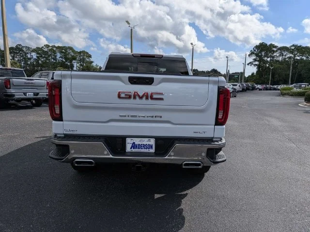 New 2026 Glacier White Tricoat GMC SLT image 4