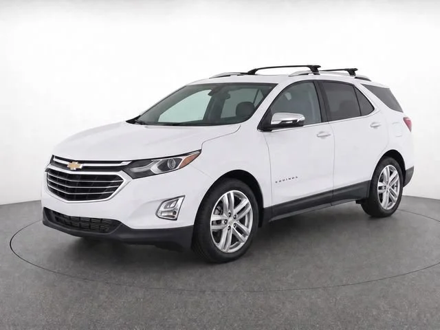 Used 2018 SUMMIT WHITE Chevrolet Premier image 2