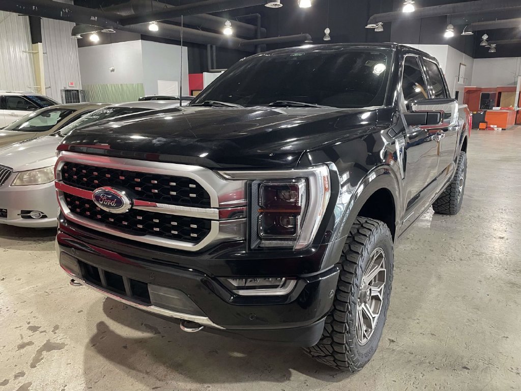 Used 2022 Black Ford Platinum image 3