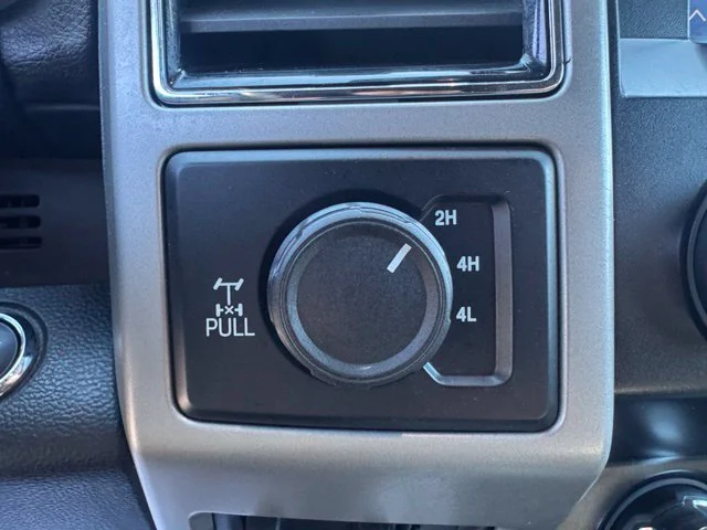 Used 2021 Blue Ford Lariat image 31